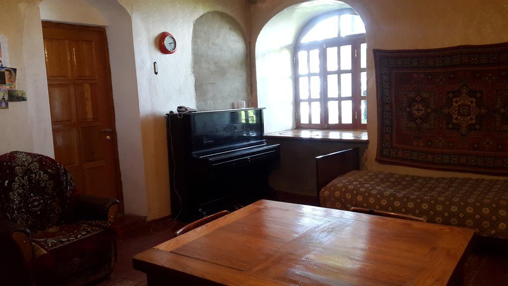 Guest House Shota Sighnaghi Bagian luar foto